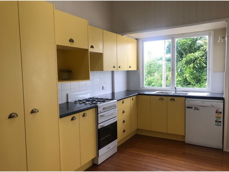 5 Crescent Road, Hamilton QLD 4007