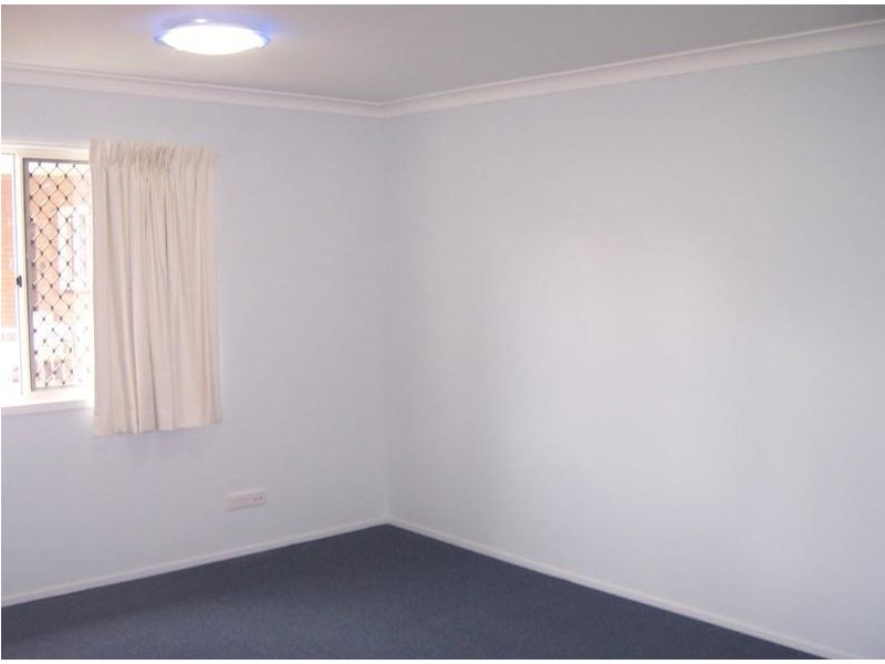 1/33 Tingalpa Street, Wynnum QLD 4178