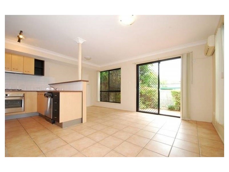 14/90 Chester Road, Annerley QLD 4103