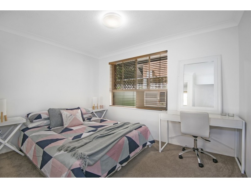 2/100 Bayview Terrace, Clayfield QLD 4011