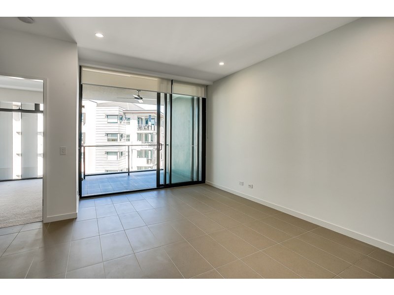 4403/18 Parkside Circuit, Hamilton QLD 4007