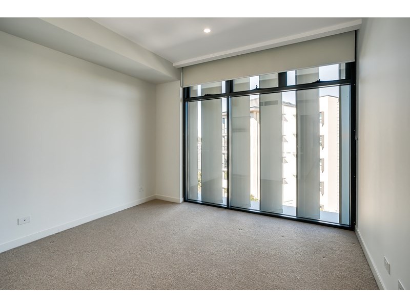 4403/18 Parkside Circuit, Hamilton QLD 4007