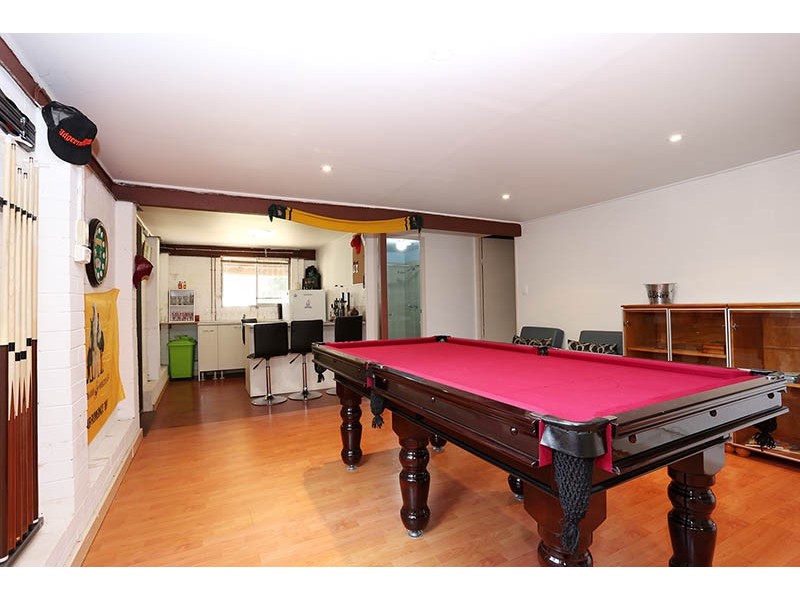 129 Camelia Avenue, Everton Hills QLD 4053