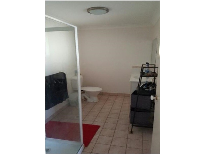 4/27 Fenton Street, Fairfield QLD 4103