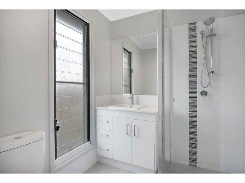 29 Meander Circuit, Holmview QLD 4207