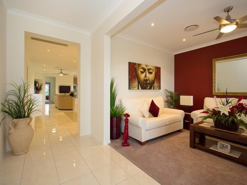 25 Barr Place, Ningi QLD 4511