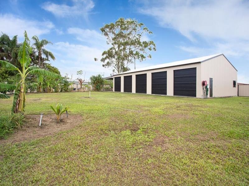25 Barr Place, Ningi QLD 4511