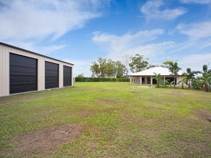 25 Barr Place, Ningi QLD 4511