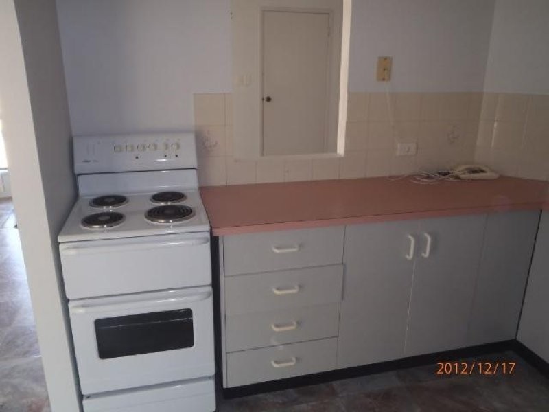 6 Moatah Avenue, Beachmere QLD 4510