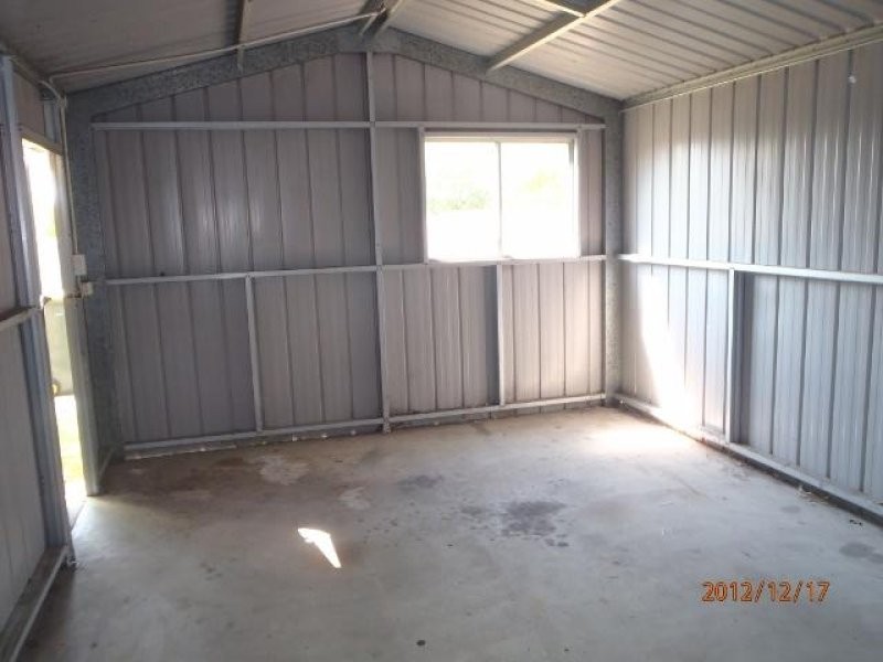 6 Moatah Avenue, Beachmere QLD 4510