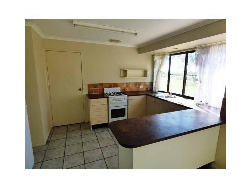 189 Bishop Road, Beachmere QLD 4510