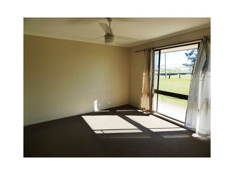 189 Bishop Road, Beachmere QLD 4510