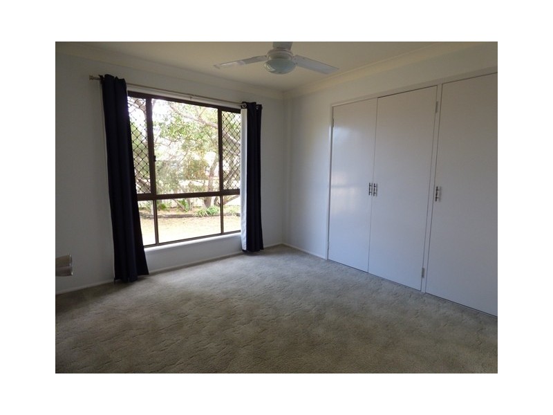 6 Moatah Street, Beachmere QLD 4510