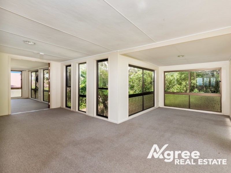 89 Bishop Road, Beachmere QLD 4510