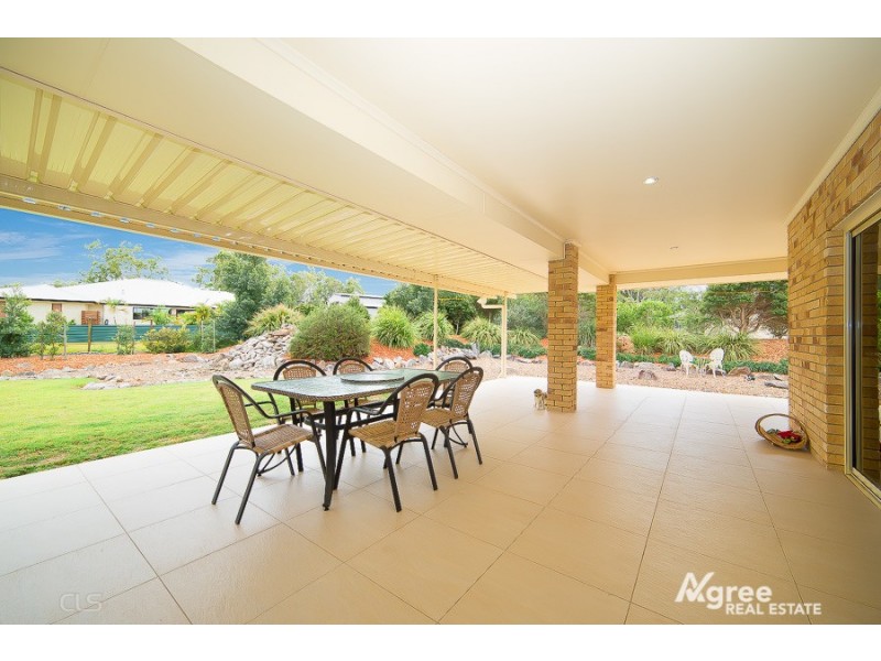 1-5 Barr Place, Ningi QLD 4511