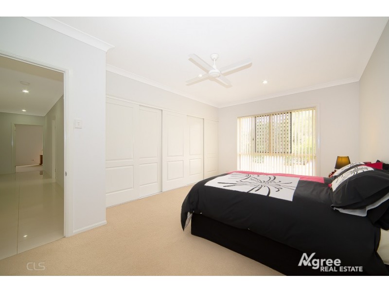 1-5 Barr Place, Ningi QLD 4511