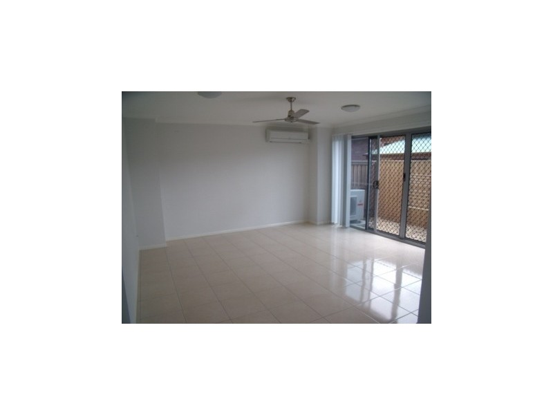 2/11 Walter Street, Caboolture QLD 4510