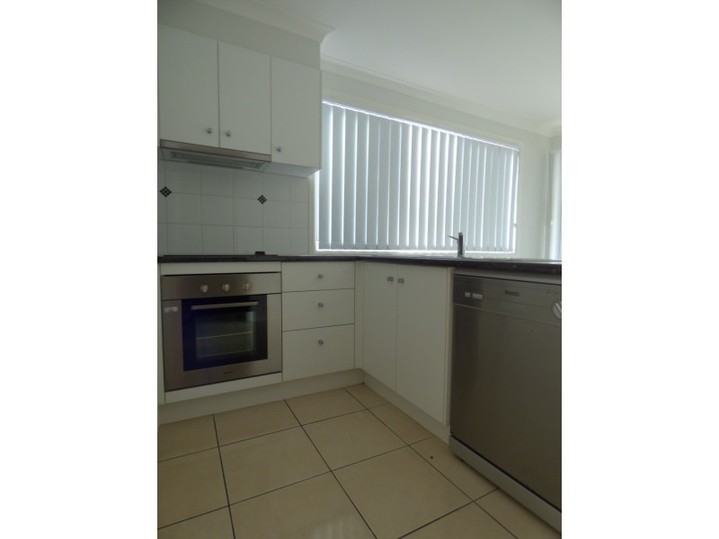 1/11 Walter Street, Caboolture QLD 4510