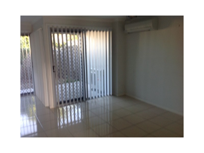 8/11 Walter Street, Caboolture QLD 4510