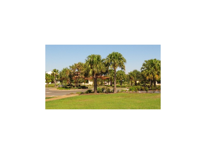 2 Solander Esplanade, Banksia Beach QLD 4507