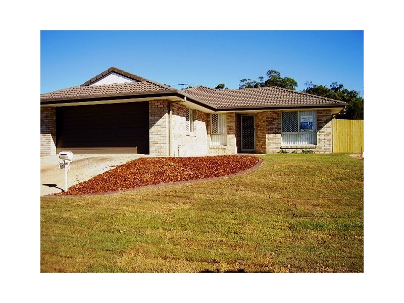 18 Grassdale Crescent, Morayfield QLD 4506