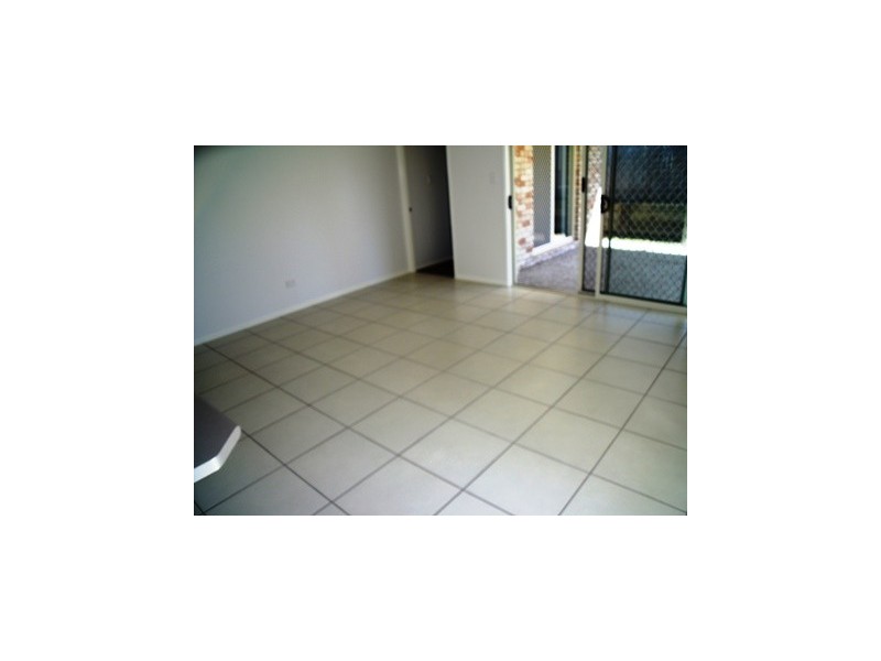 18 Grassdale Crescent, Morayfield QLD 4506