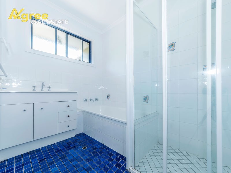 15 Chelsea Promenade, Caboolture QLD 4510