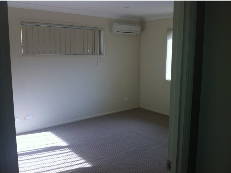 60 Ningi Esplanade, Ningi QLD 4511