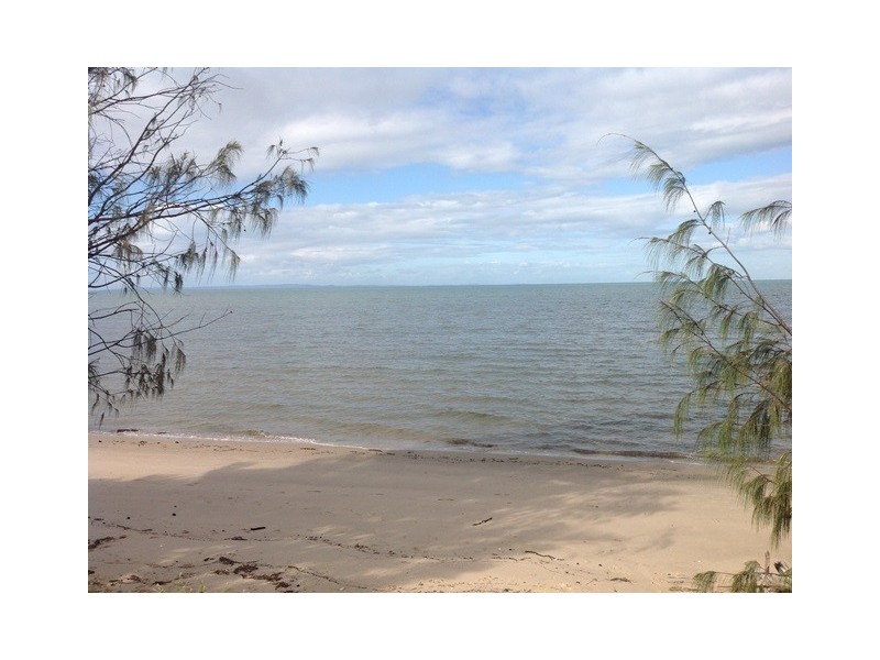 2/65 Coronation Avenue, Beachmere QLD 4510