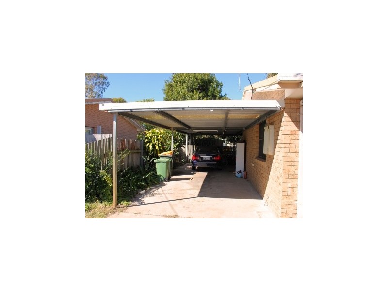 9 Moatah Drive, Beachmere QLD 4510