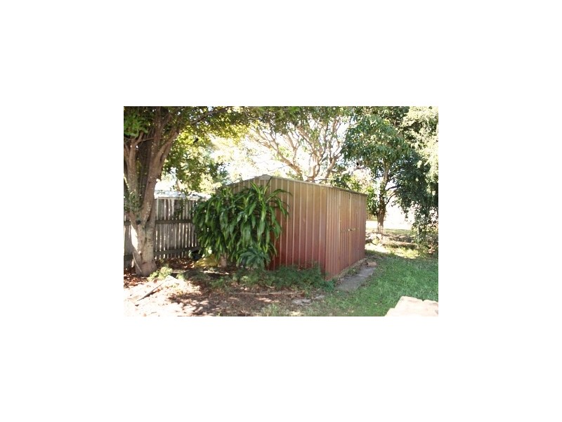 9 Moatah Drive, Beachmere QLD 4510