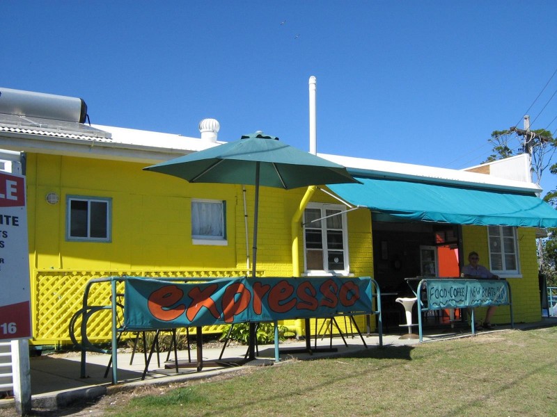 15 First Avenue, Bongaree QLD 4507
