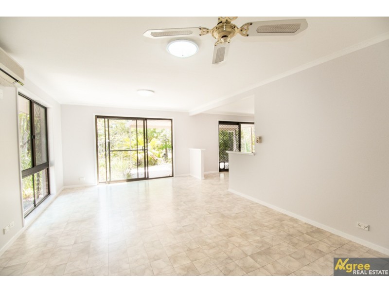 8 Bernborough Way, Ningi QLD 4511