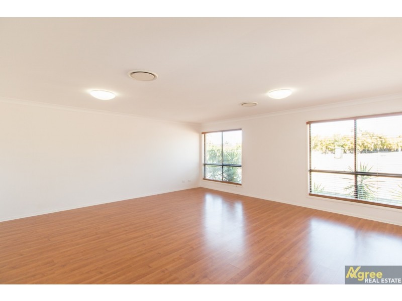 13 Scaroni Court, Ningi QLD 4511
