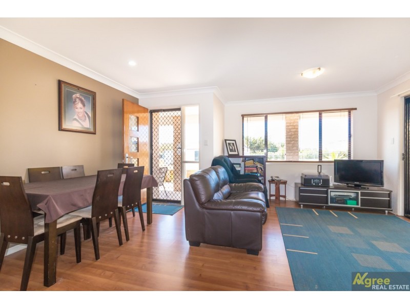 13 Scaroni Court, Ningi QLD 4511
