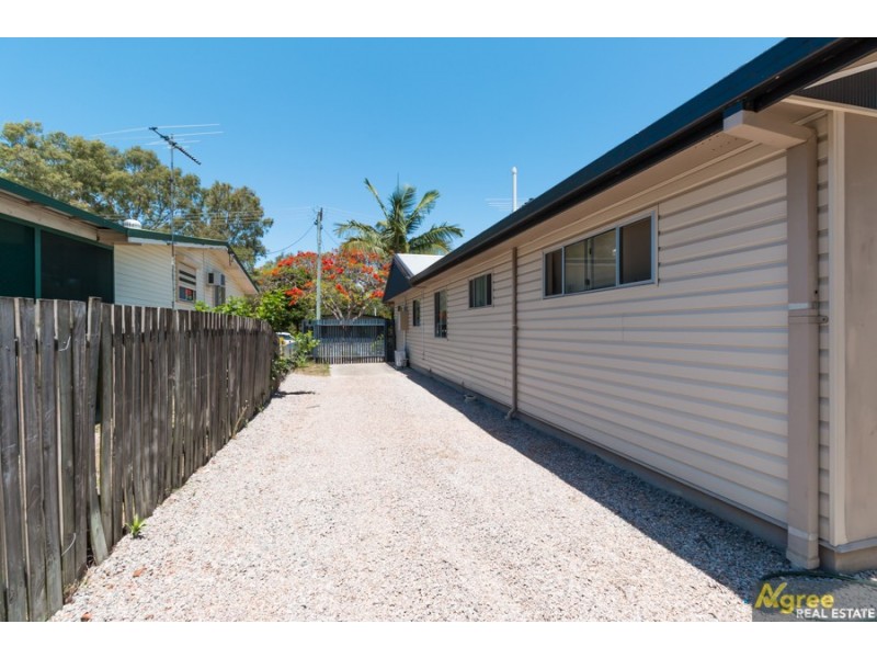 13 Whiting Street, Beachmere QLD 4510