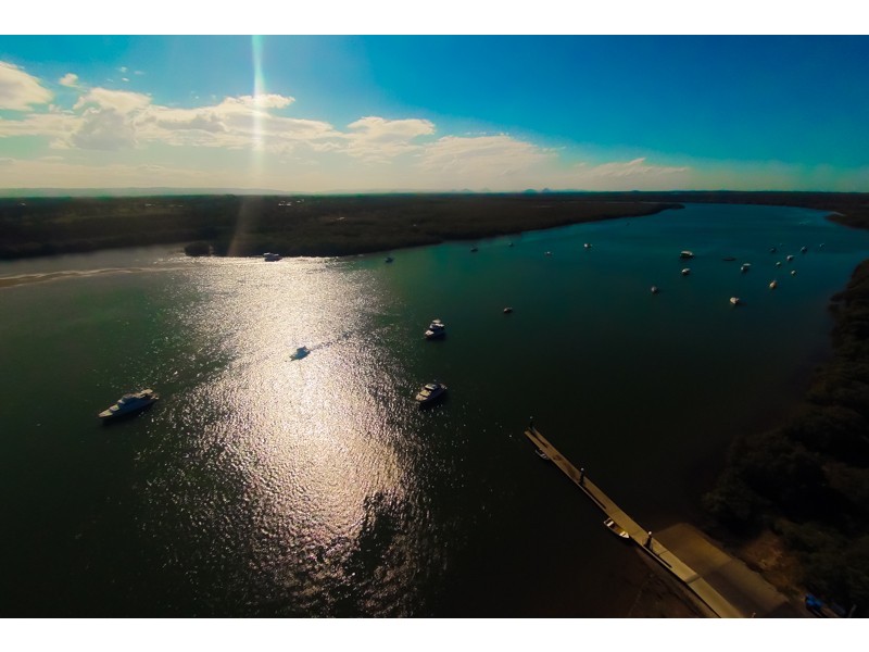 13 Whiting Street, Beachmere QLD 4510