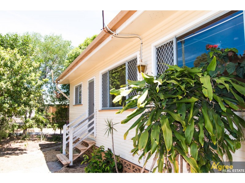 66 James Road, Beachmere QLD 4510