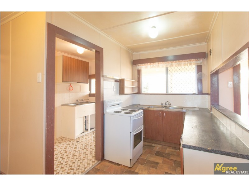66 James Road, Beachmere QLD 4510