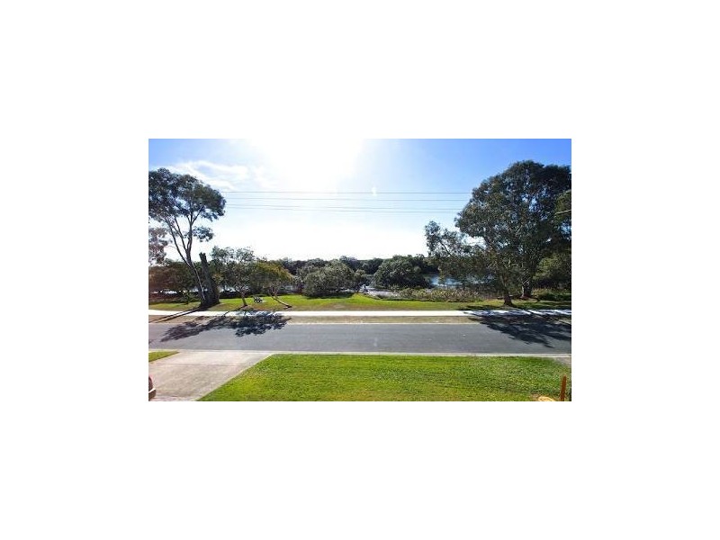 100 Ningi Esplanade, Ningi QLD 4511