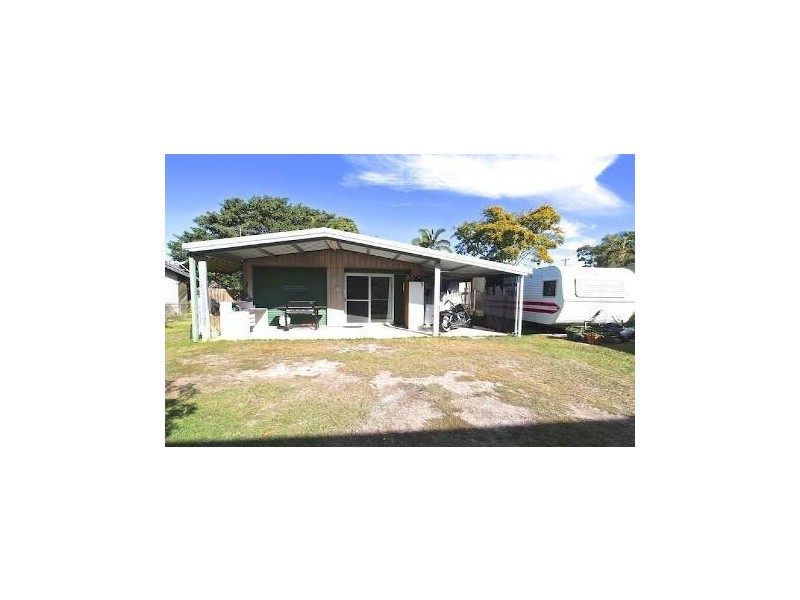 100 Ningi Esplanade, Ningi QLD 4511