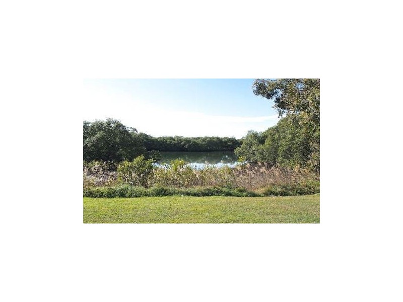 100 Ningi Esplanade, Ningi QLD 4511