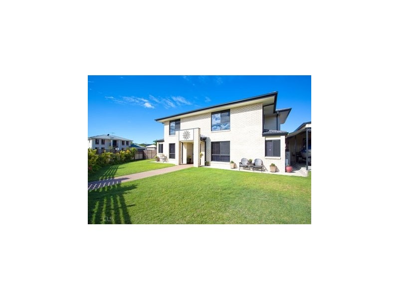 303 Bestmann Road, Sandstone Point QLD 4511