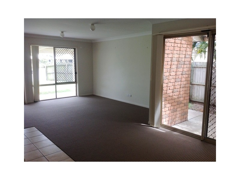 86 Biggs Avenue, Beachmere QLD 4510