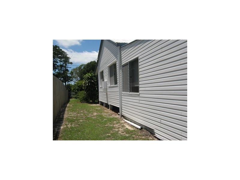 42 Moreton Terrace, Beachmere QLD 4510