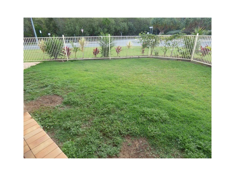 281 Bestmann Road, Sandstone Point QLD 4511