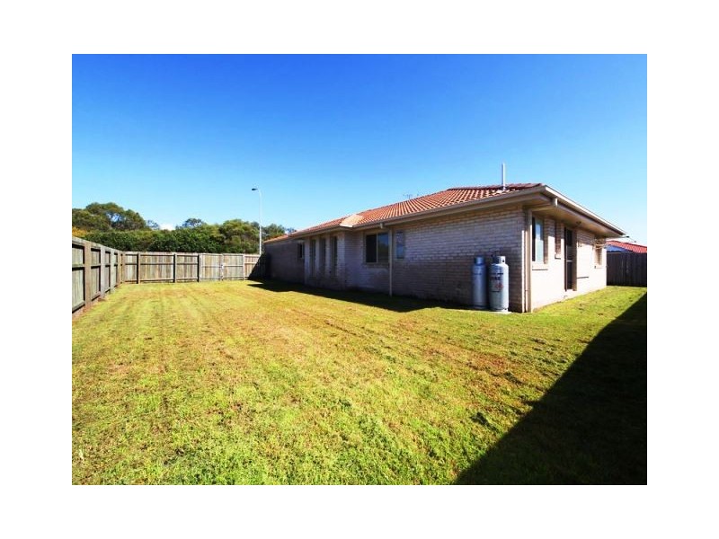 53 Corrimal Place, Sandstone Point QLD 4511