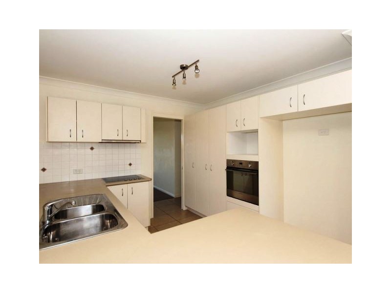 53 Corrimal Place, Sandstone Point QLD 4511