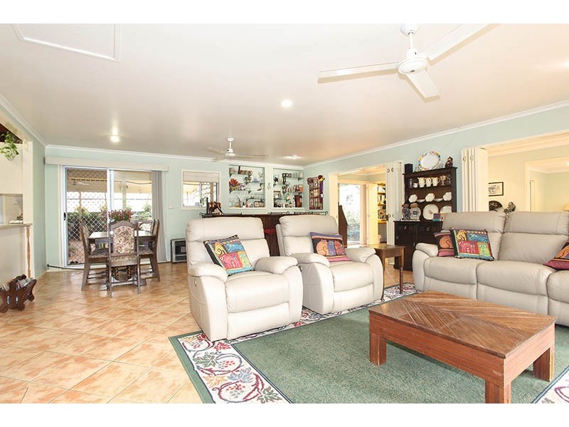 82 Collins Street, Upper Caboolture QLD 4510