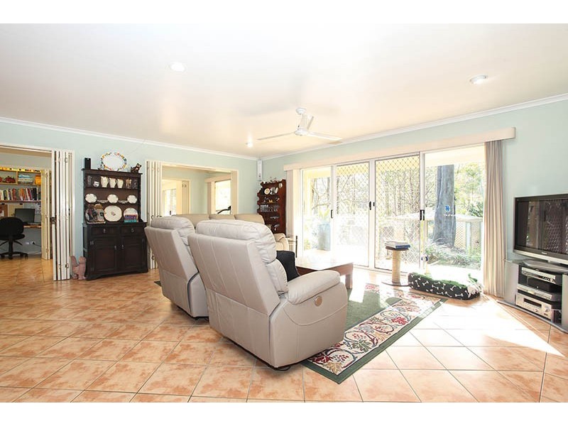 82 Collins Street, Upper Caboolture QLD 4510